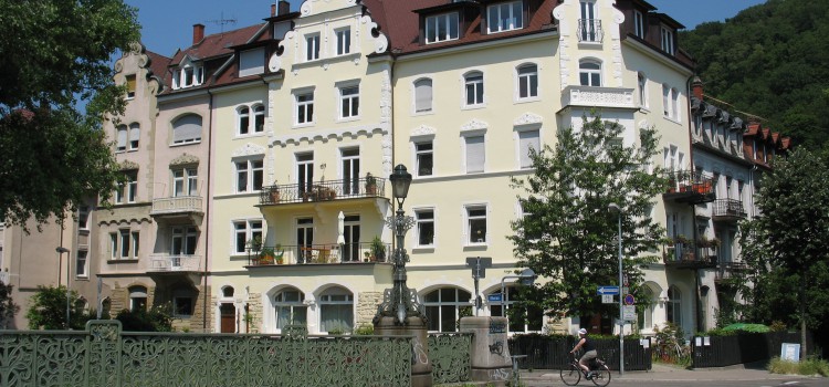 Umbau und Sanierung eines denkmalgeschützten Mehrfamilienhauses,   Freiburg – Oberau