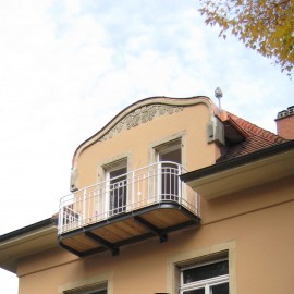 Umbau und Sanierung des Dachgeschosses einer denkmalgeschützten Villa in der Freiburg-Herdern