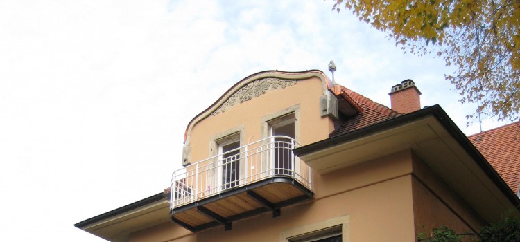 Umbau und Sanierung des Dachgeschosses einer denkmalgeschützten Villa in der Freiburg-Herdern